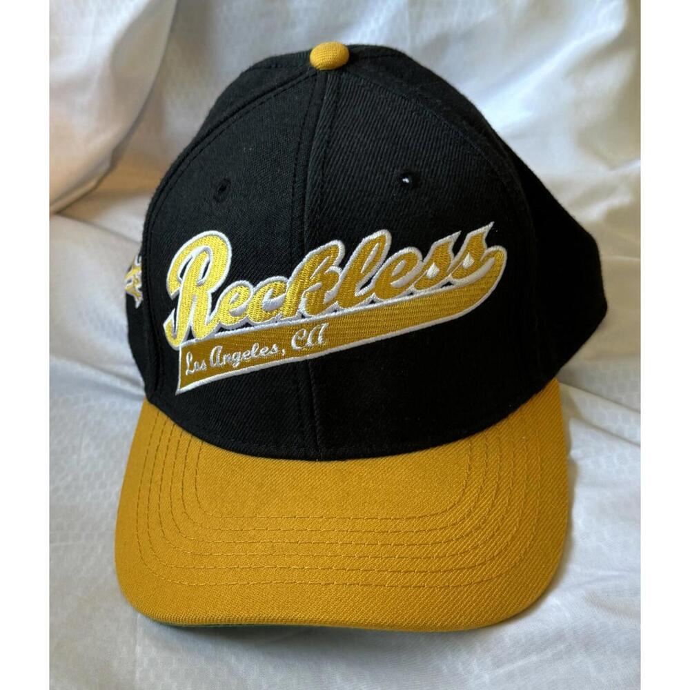 Y&R Young and Reckless Los Angeles Snapback Hat Black & Gold
